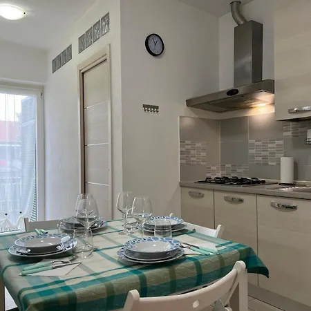 Luxury Loft In The Center Of 5 Minutes From The Sea Wi-fi Apartman Savona