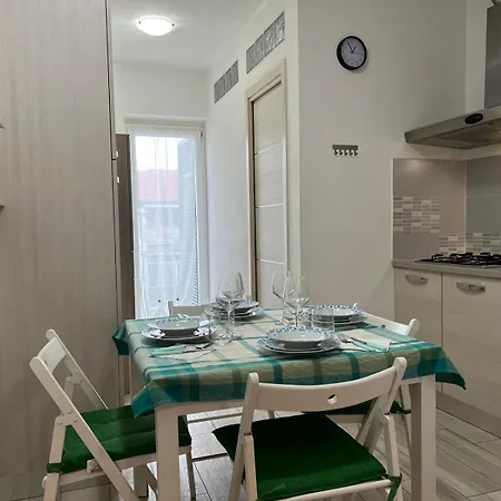 Apartman Luxury Loft In The Center Of 5 Minutes From The Sea Wi-fi Savona