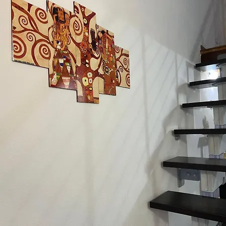 Luxury Loft In The Center Of 5 Minutes From The Sea Wi-fi * Savona